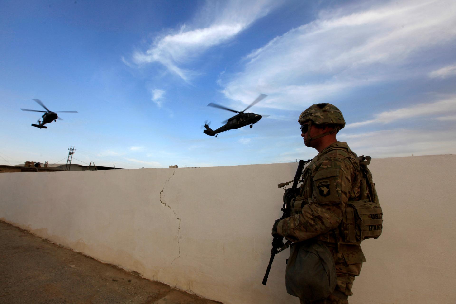 Na základňu koaličných síl v Iraku vedených USA útočili dva drony. Zodpovednosť zobral Islamský odpor