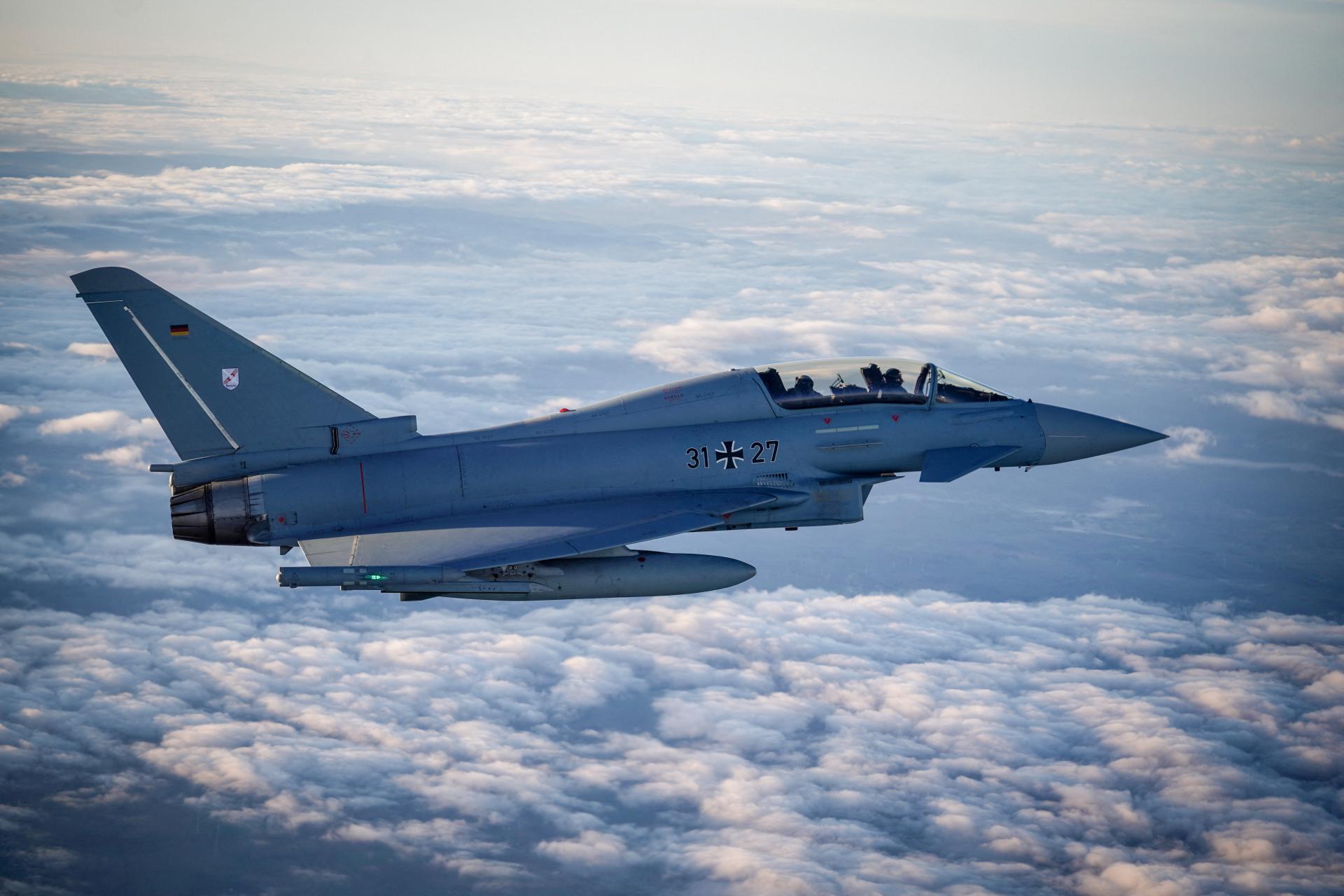 Nemecko pošle do Rumunska stíhačky Eurofighter a vojakov