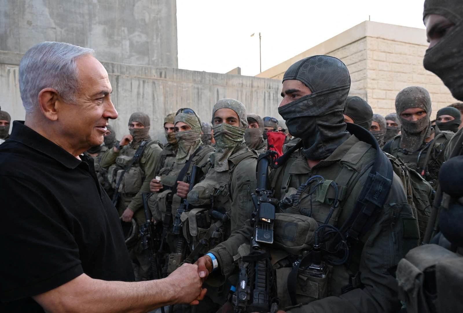 Netanjahu odmietol výzvy na uzavretie prímeria s Hamasom, boj bude pokračovať 