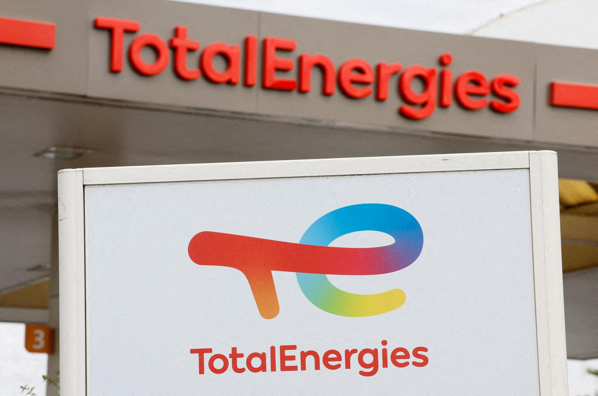 Francúzska energetická spoločnosť TotalEnergies kúpi tri plynové elektrárne v Spojených štátoch