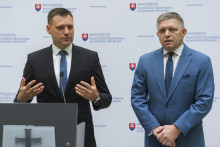 Minister životného prostredia Tomáš Taraba a predseda vlády Robert Fico. FOTO: TASR/Jaroslav Novák