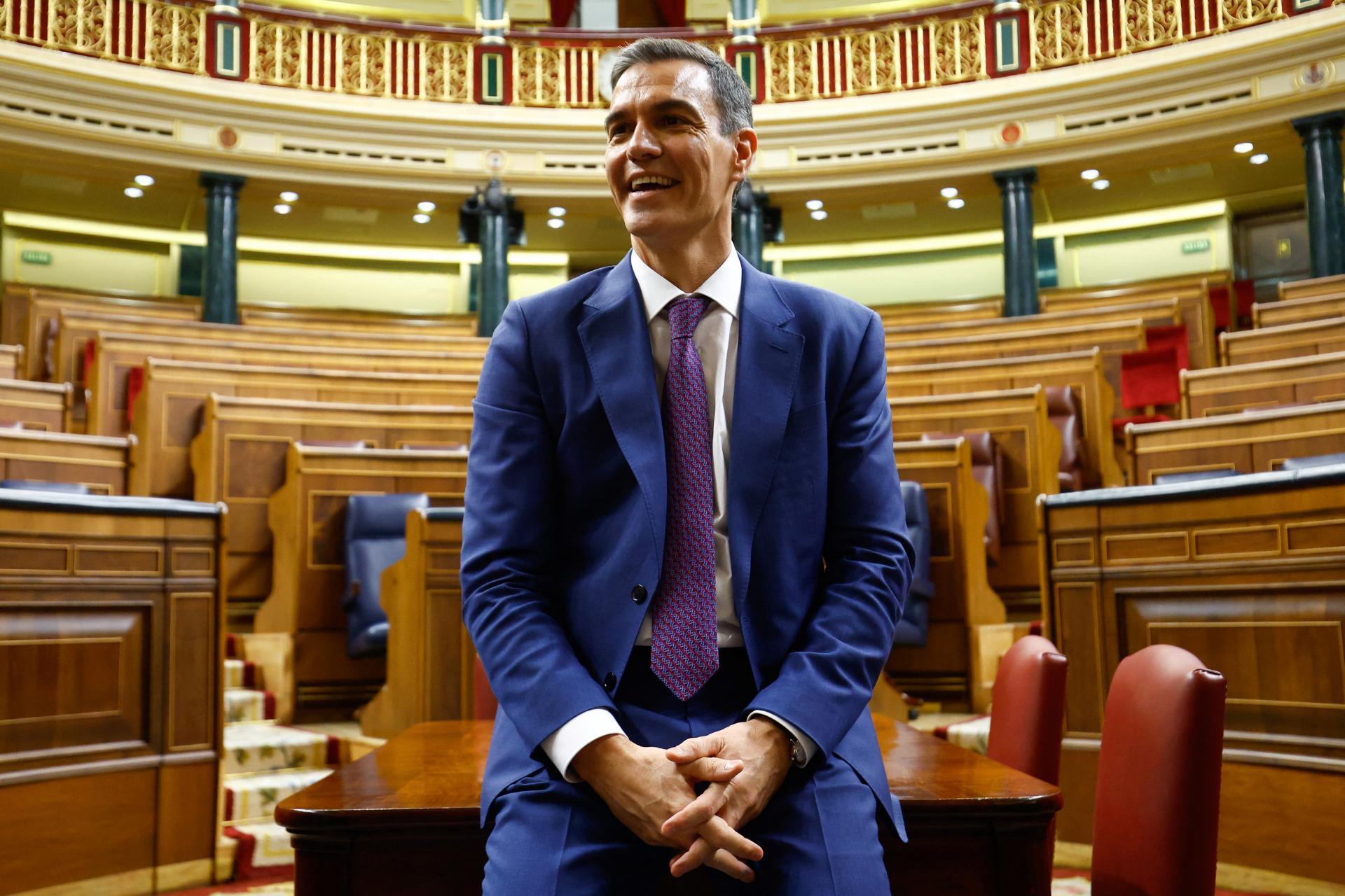 Španielsky premiér predstavil svoj nový vládny kabinet