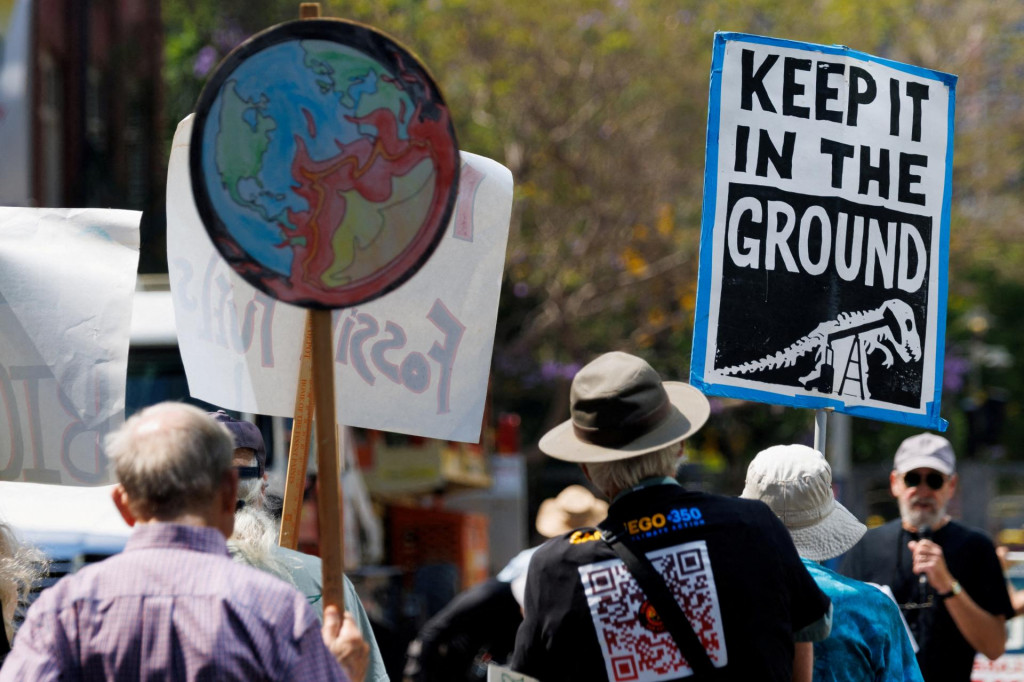 Protest klimatických aktivistov v San Diegu. FOTO: Reuters