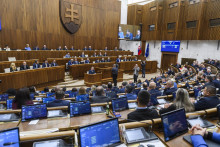 Na snímke plénum parlamentu. FOTO: TASR/Jaroslav Novák