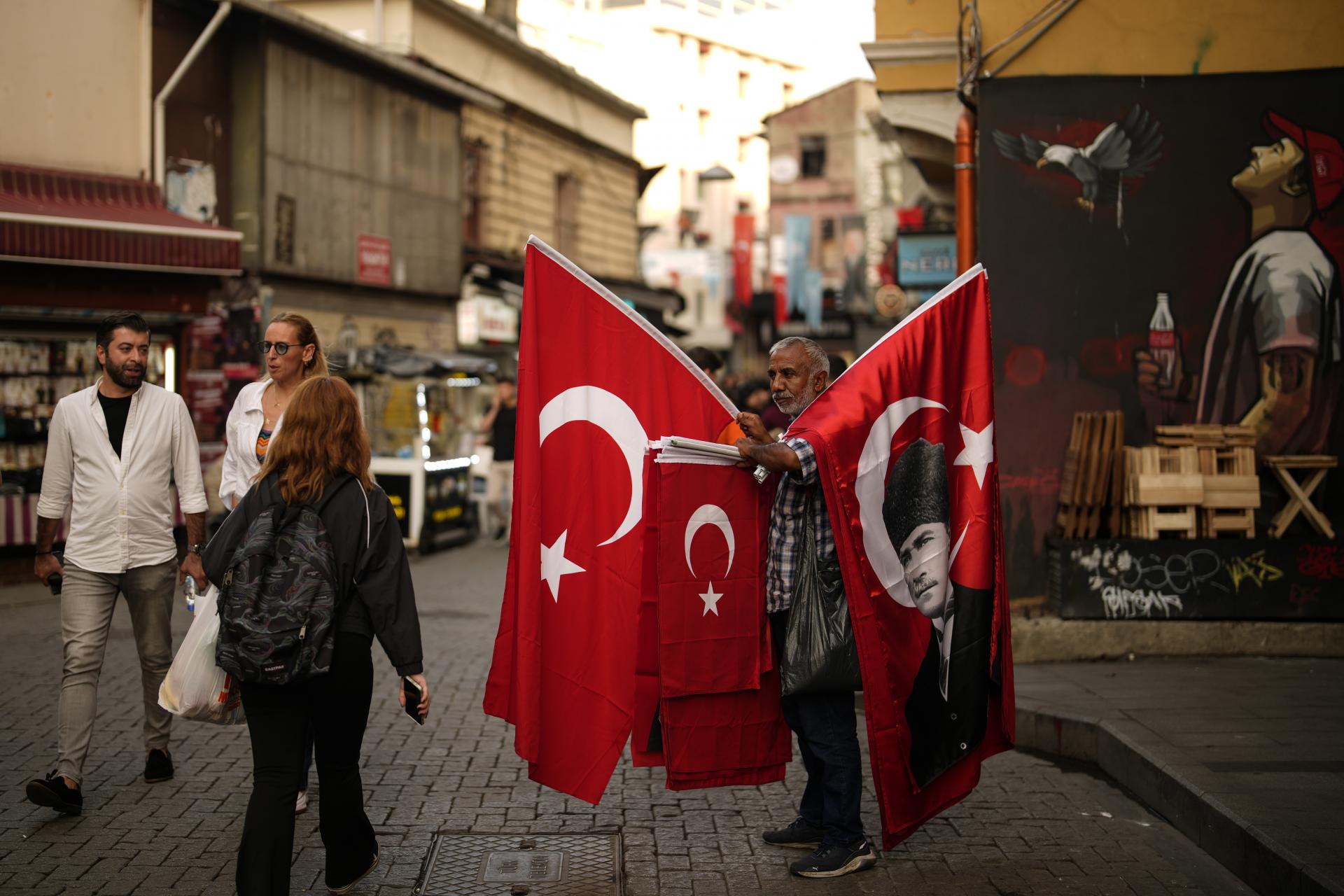 Turecko kvôli vysokej inflácii zvýšilo základnú úrokovú sadzbu na rekordných 40 percent