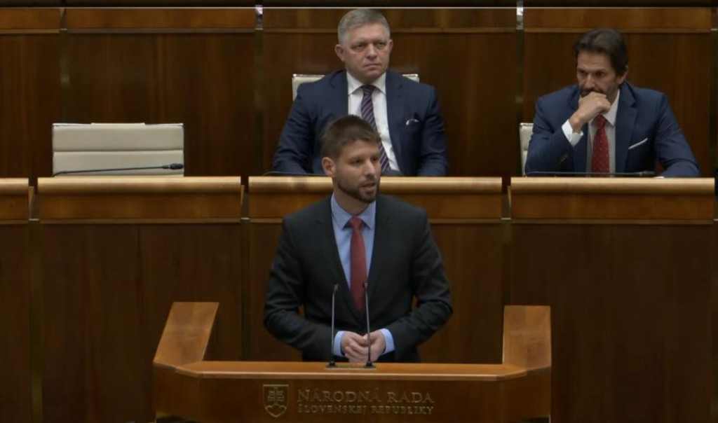 Premiér Robert Fico v pléne Národnej rady. FOTO: NR SR