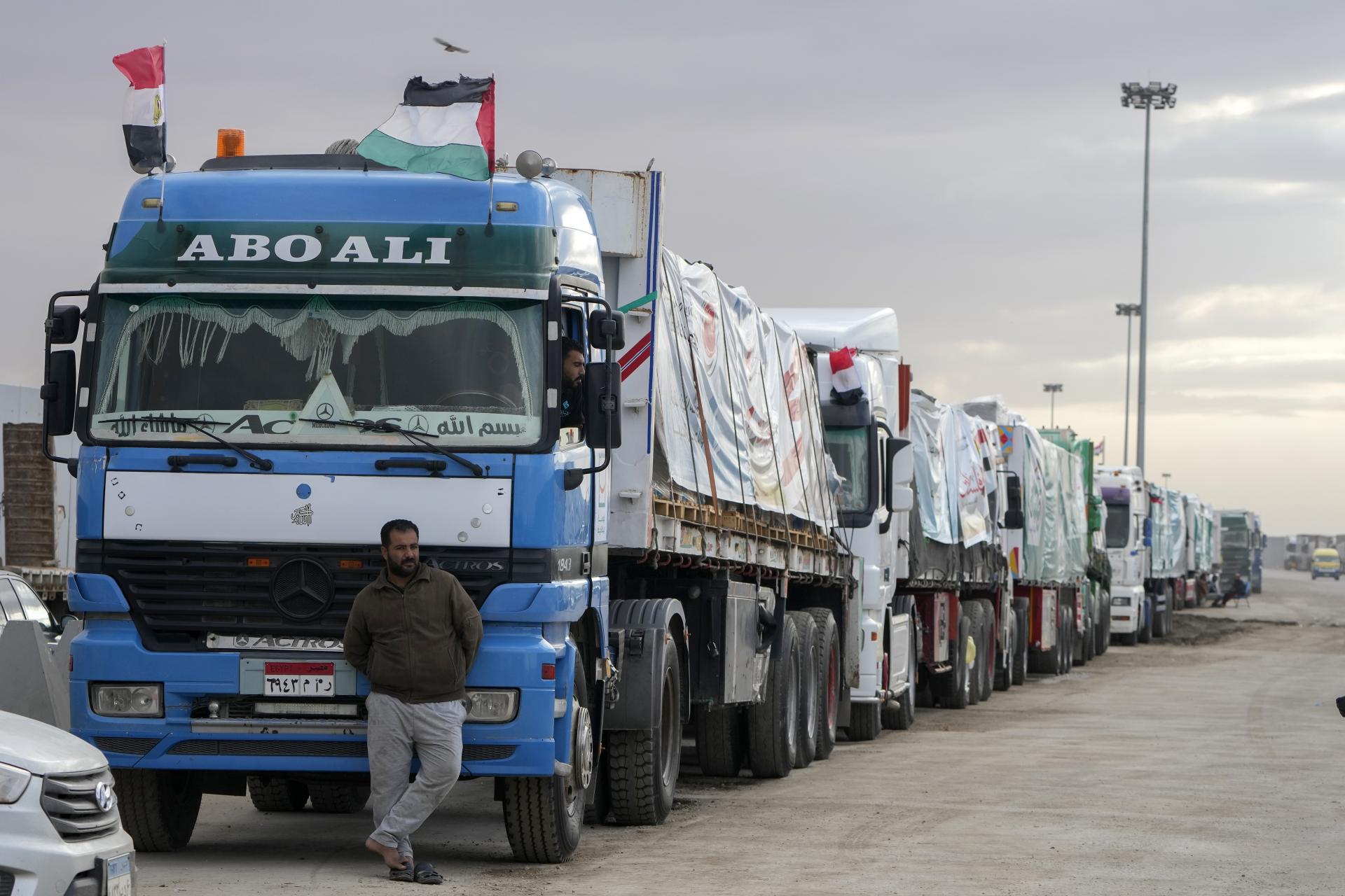 Dvesto kamiónov do Gazy každý deň. Prímerie umožní humanitárnu pomoc obyvateľom po izraelskej blokáde