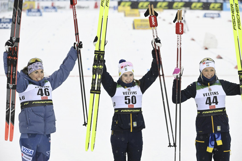 Švédka Ebba Anderssonová triumfovala na 10 km klasicky s intervalovým štartom počas SP v behu na lyžiach vo fínskom stredisku Ruka. FOTO: TASR/AP