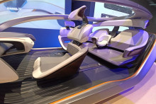 Model interiéru autonómneho vozidla budúcnosti
