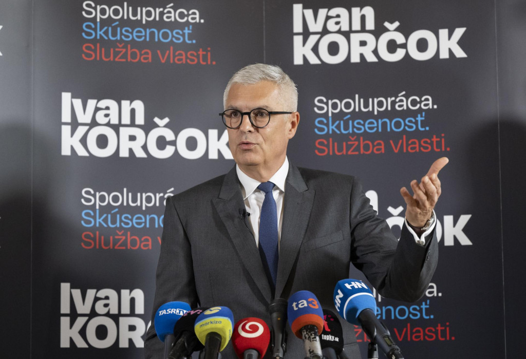 Na snímke bývalý minister zahraničných vecí a prezidentský kandidát Ivan Korčok počas tlačovej konferencie 7. novembra 2023 v Bratislave. FOTO: TASR/Martin Baumann