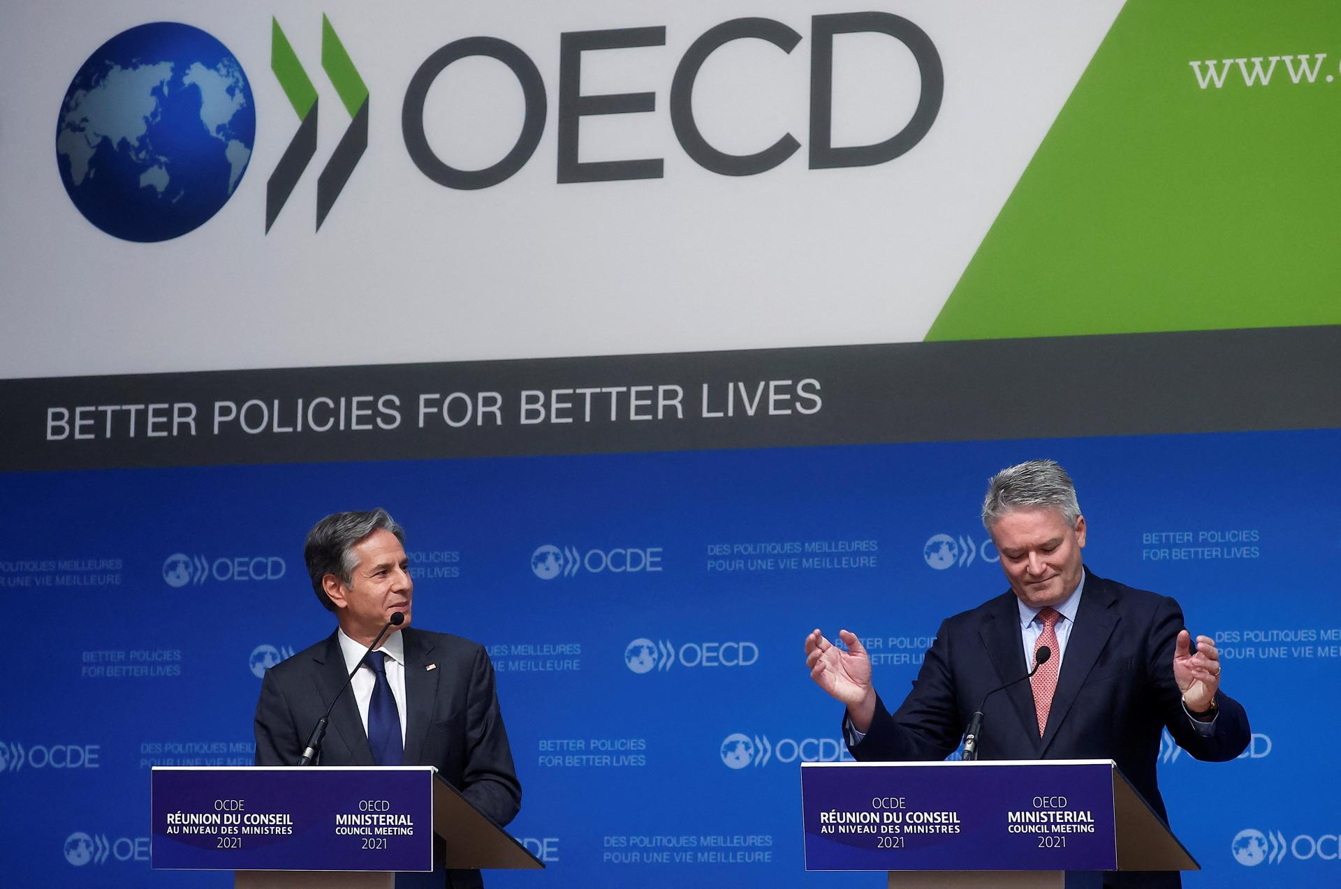 Rast globálnej ekonomiky sa podľa OECD spomalí, tvrdému pristátiu sa však vyhne