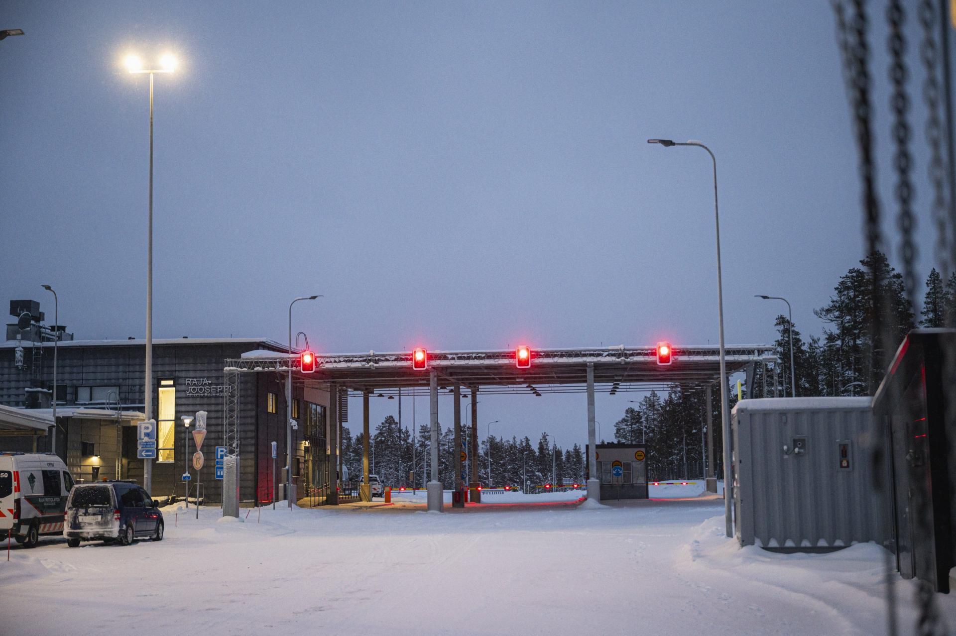 Poľskí strážnici majú Fínsku pomôcť na hranici s Ruskom, podľa neho ide o hrozbu