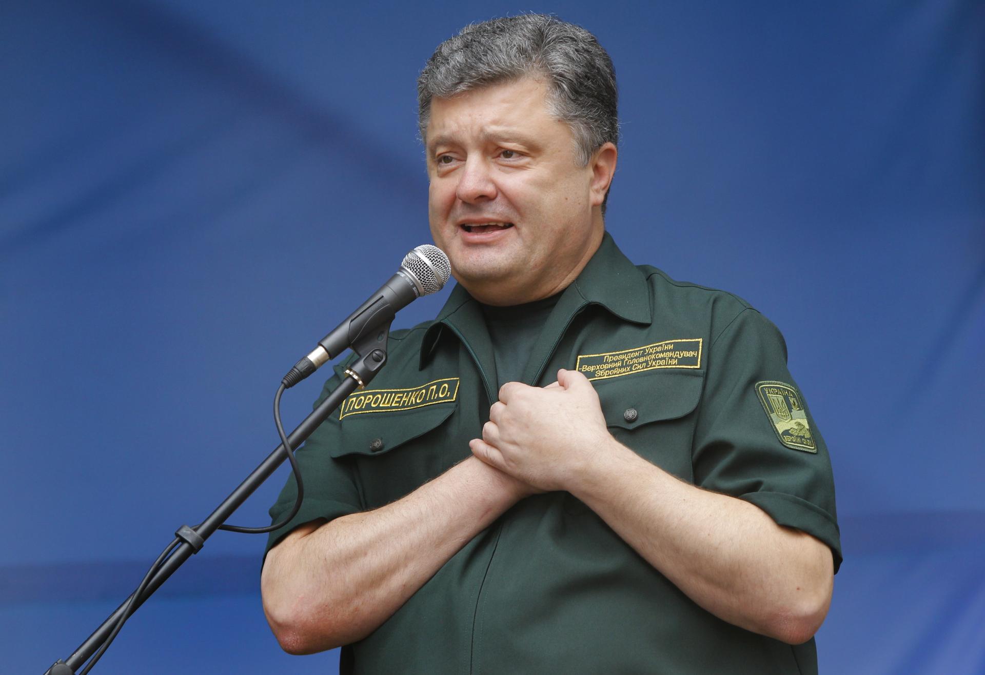 Exprezidentovi Porošenkovi nepovolili vycestovať z Ukrajiny. Je to protiukrajinská sabotáž, tvrdí