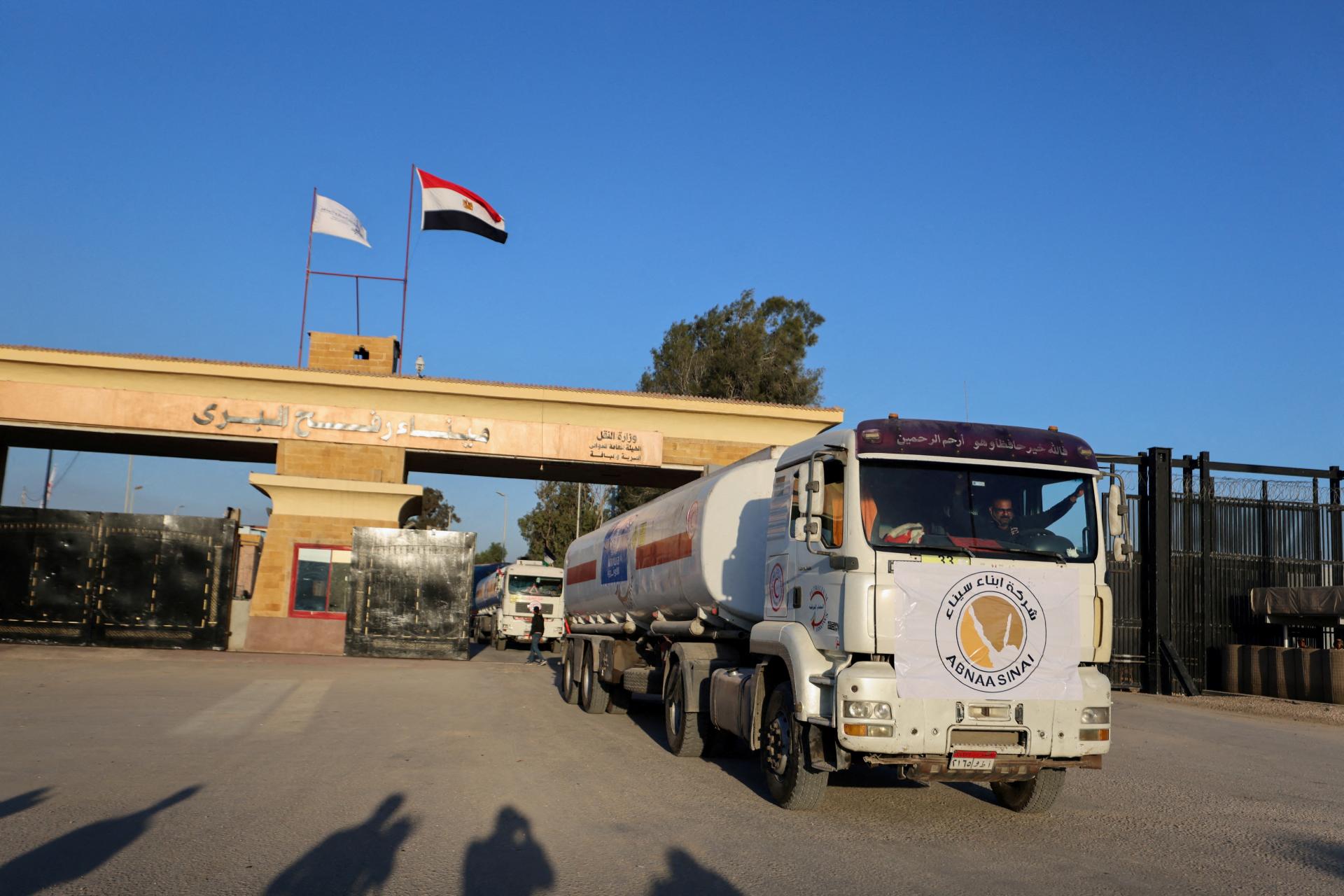 Cez prechod v Rafáhu prestali do Pásma Gazy prechádzať kamióny s pomocou