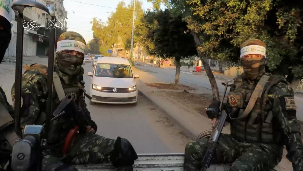 Členovia palestínskej islamistickej skupiny Hamas. FOTO: Reuters