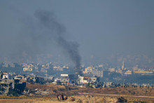 Boje po vypršaní dočasného prímeria pokračujú. FOTO: Reuters

