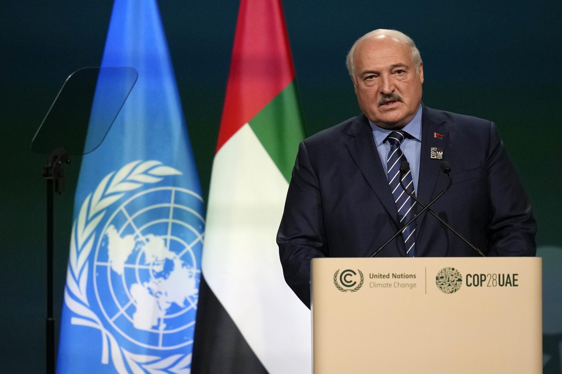 Lukašenko v nedeľu pricestuje do Číny, v pondelok má rokovať so Si Ťin-pchingom