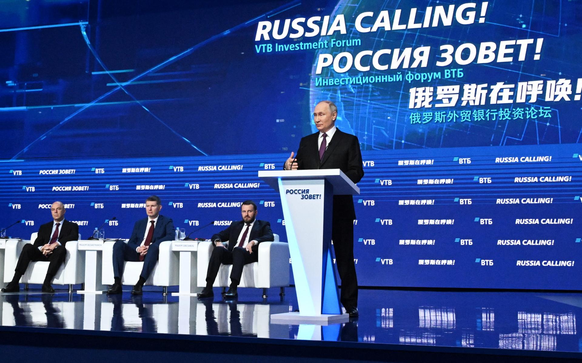 Putin velebil ruskú ekonomiku. Západ zaspal na vavrínoch a technologicky zaostáva, tvrdí