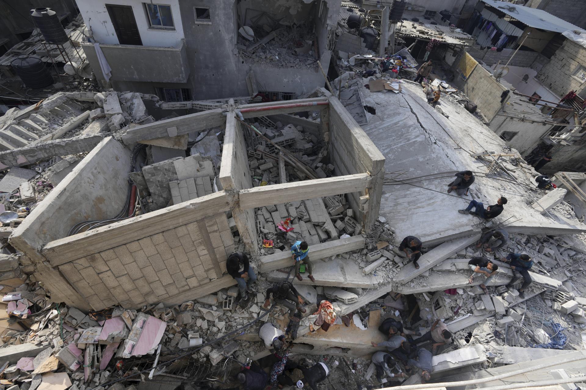 Izrael oznámil, že pokus o záchranu rukojemníkov sa v Pásme Gazy nepodaril