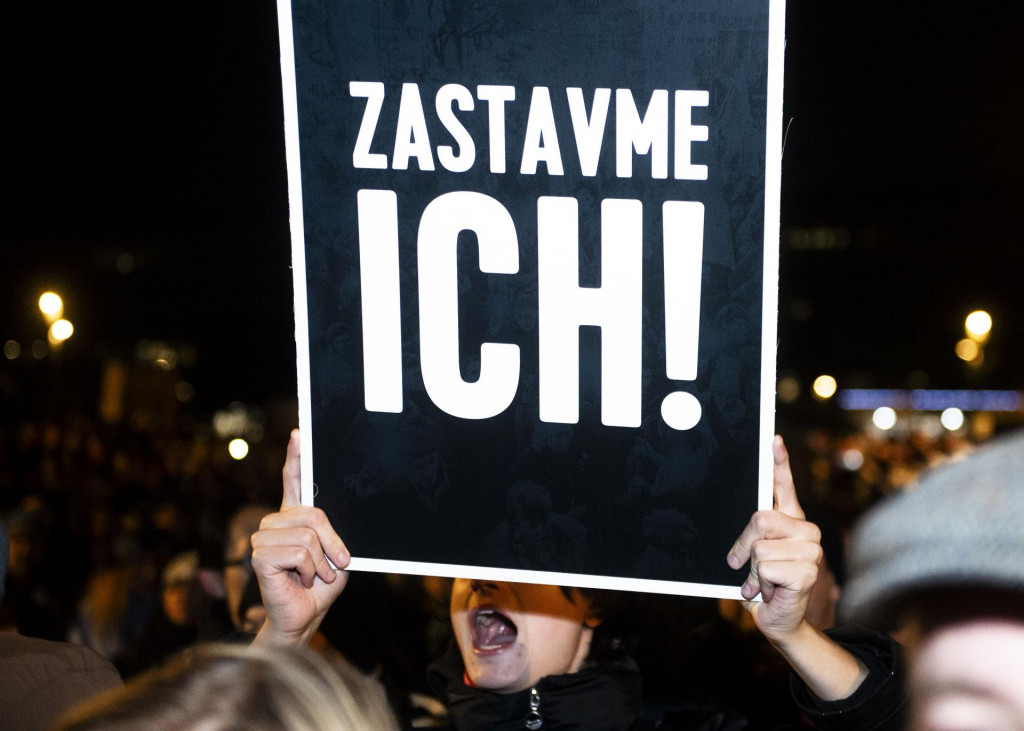 &Uacute;častn&iacute;ci opozičn&eacute;ho protestu. FOTO: TASR/Jakub Kotian