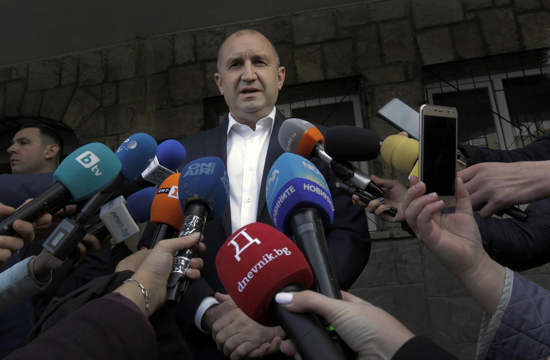 Bulharský parlament prelomil veto prezidenta, schválil vojenskú pomoc Ukrajine