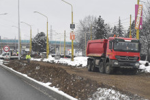 Práce na rekonštruovanej Slaneckej ceste v Košiciach 5. decembra 2023. FOTO: TASR/František Iván
