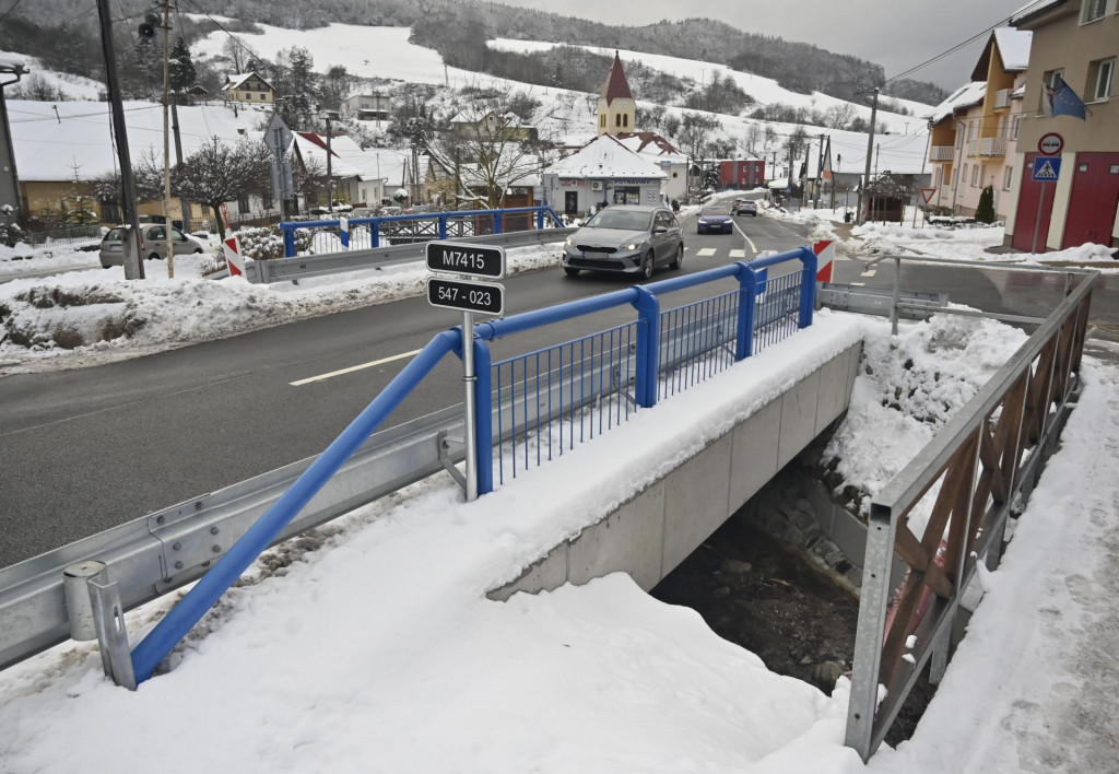 Zrekonštruovaný most M7415 na zrekonštruovanom úseku cesty II/547 hranica okresu Košice/Košice okolie-Spišské Vlachy v Košickej Belej. FOTO: TASR/Roman Hanc