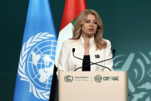 Slovenská prezidentka Zuzana Čaputová vystupuje s prejavom na otvorení klimatického summitu COP28 v Dubaji. FOTO: TASR/AP