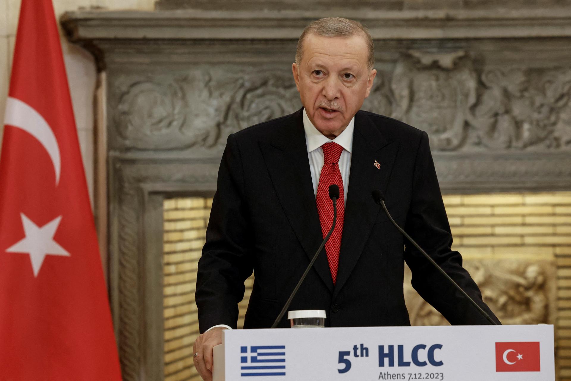 Zastavenie americkej podpory Izraelu by viedlo k prímeriu, povedal Erdogan Bidenovi