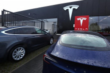 Elektrické vozidlo Tesla. FOTO: Reuters