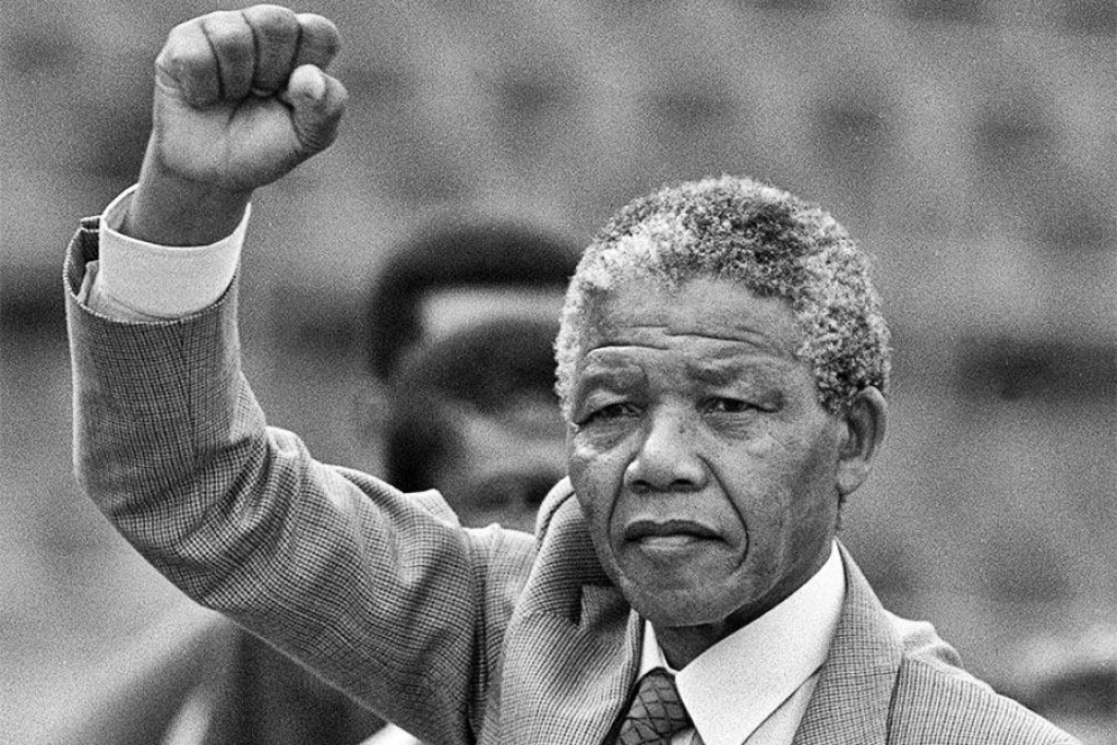 Juhoafrický politik a prezident Nelson Mandela (1918 – 2013)