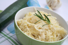 Kyslá kapusta vám pomôže zbaviť sa fľakov na koberci.