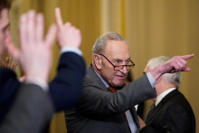 Líder demokratickej väčšiny v Senáte USA Chuck Schumer. FOTO: Reuters
