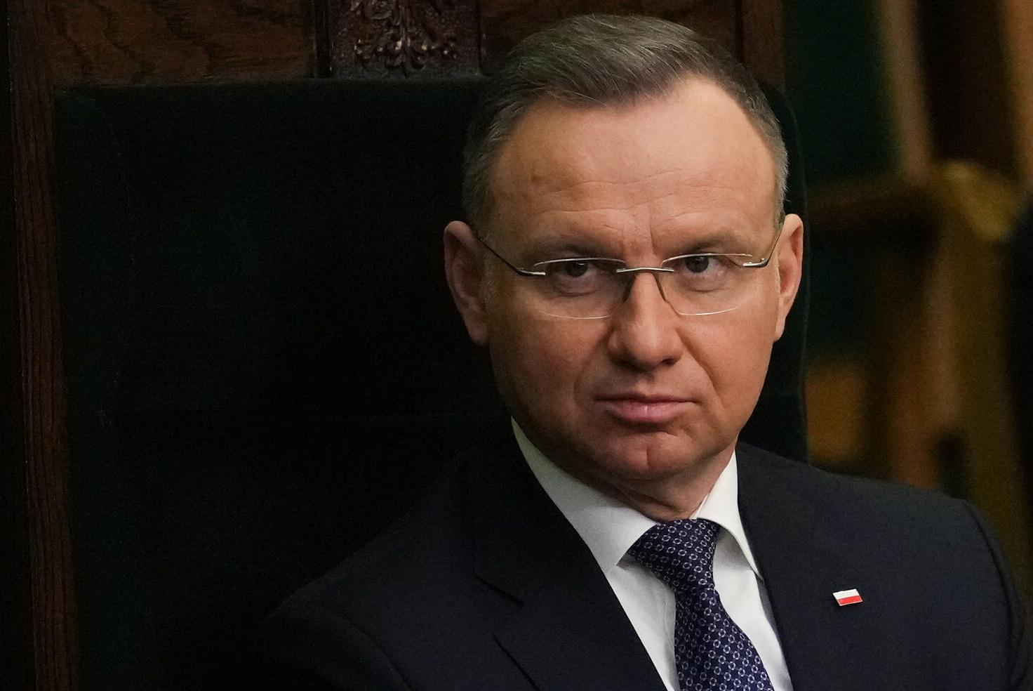 Poľský prezident kritizuje dramatické reformy novej poľskej vlády vo vzťahu k verejnoprávnym médiám