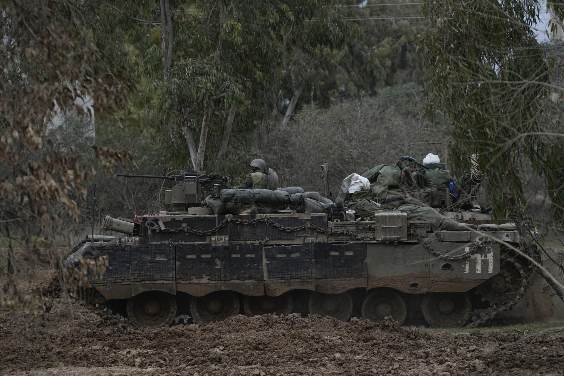 Izraelská armáda tvrdí, že získala kontrolu nad významnou štvrtou v Gaze, objavili tam tunely