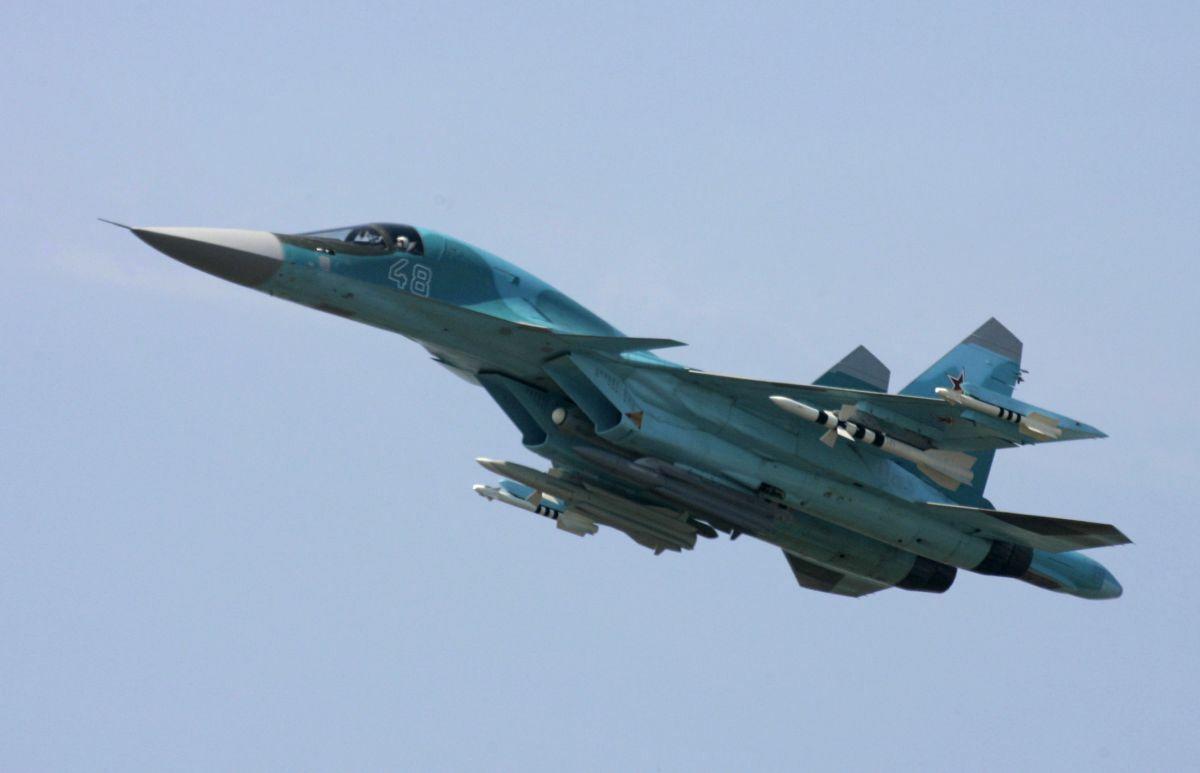 Ukrajina tvrdí, že zostrelila tri ruské stíhacie bombardéry Su-34. Zelenskyj chváli vojakov