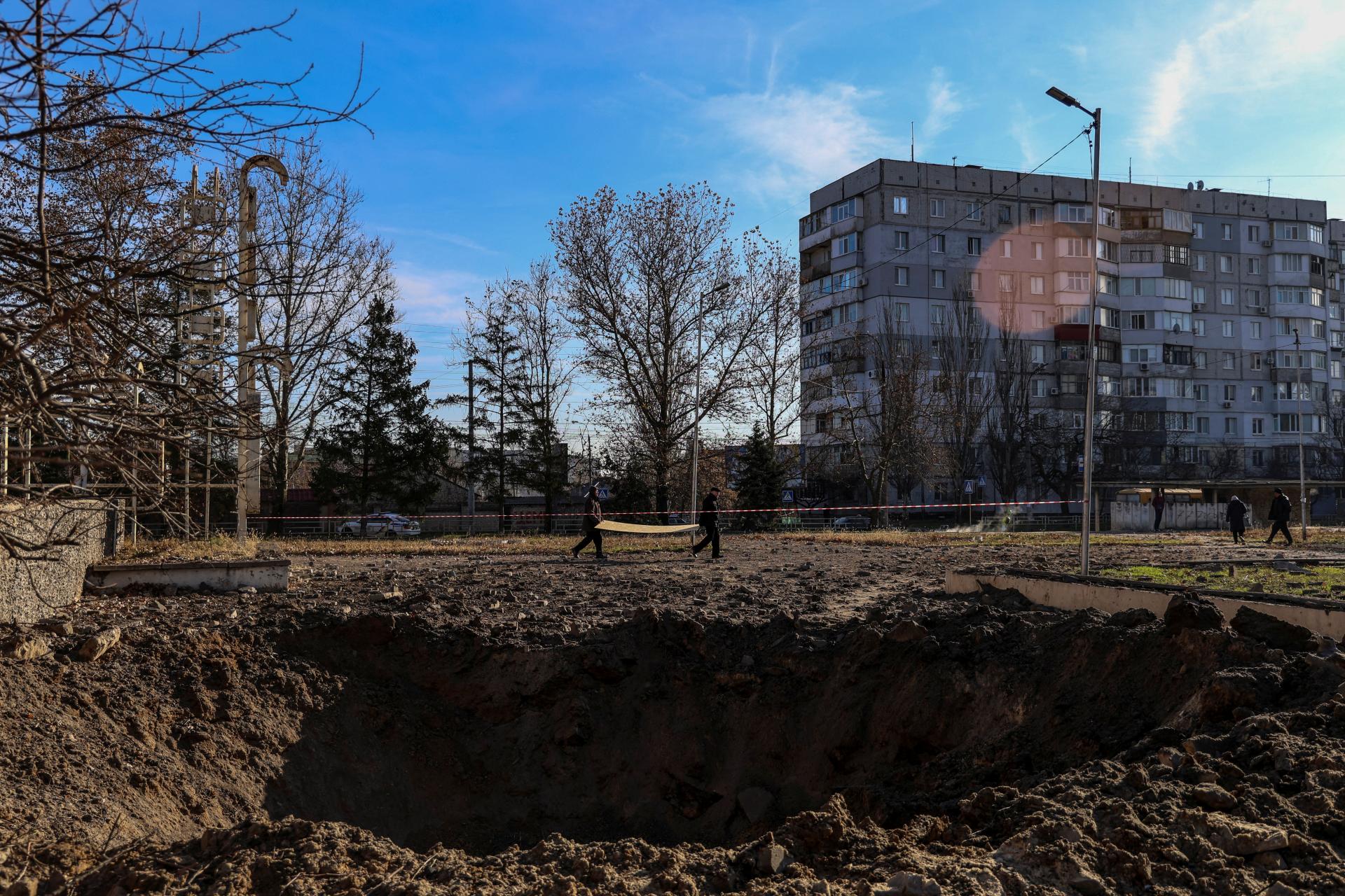 Ruské ostreľovanie Chersonu si vyžiadalo štyri obete, výbuchy zranili viacerých vrátane dieťaťa