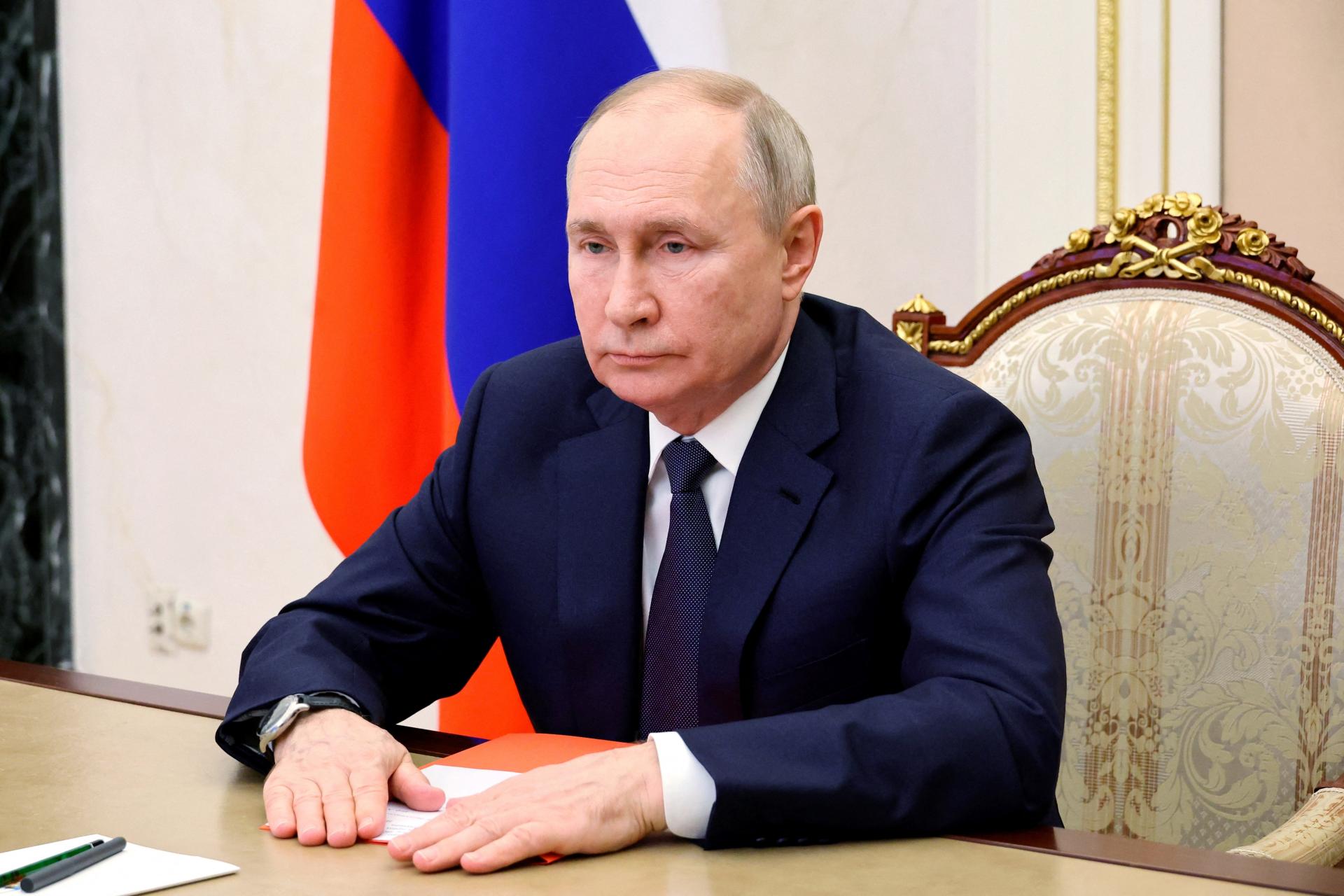 Putin schválil predaj aktív francúzskej Société Générale ruskej banke Rosbank