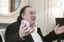 Desiatky francúzskych osobností kritické vyjadrenia na Depardieuovu adresu odsudzujú ako lynč. FOTO: Reuters