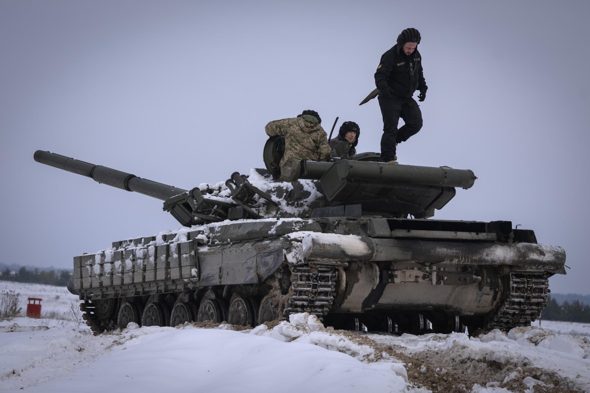 Rusko do roku 2025 stratí na Ukrajine pol milióna vojakov, uviedla britská vojenská spravodajská služba