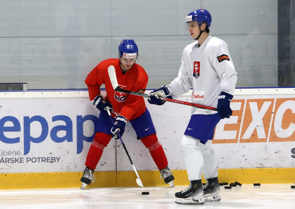 Útočník Alex Čiernik. FOTO: TASR/Ján Krošlák