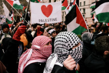 Protest na podporu Palestínčanov v Londýne. ILUSTRAČNÉ FOTO: REUTERS