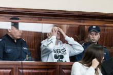 Poliak Tomasz Komenda si odsedel 18 rokov za znásilnenie a vraždu, ktorú nespáchal. Po vykonaní testov DNA ho súd pustil na slobodu. (15. marca 2018). FOTO: Profimedia