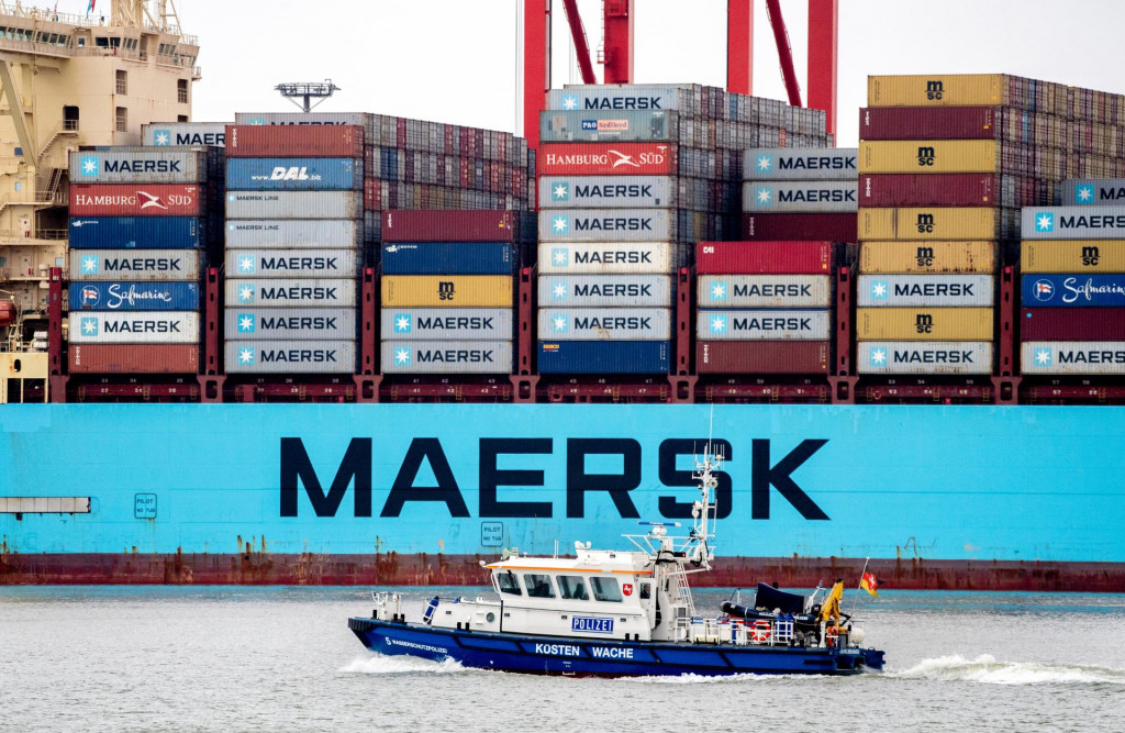 Kontajnerová loď dánskej prepravnej spoločnosti Maersk. FOTO: TASR/DPA