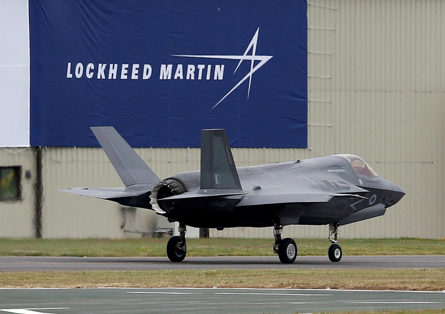 Lockheed Martin dodal Slovensku prvé dve stíhačky F-16, celkovo ich bude 14