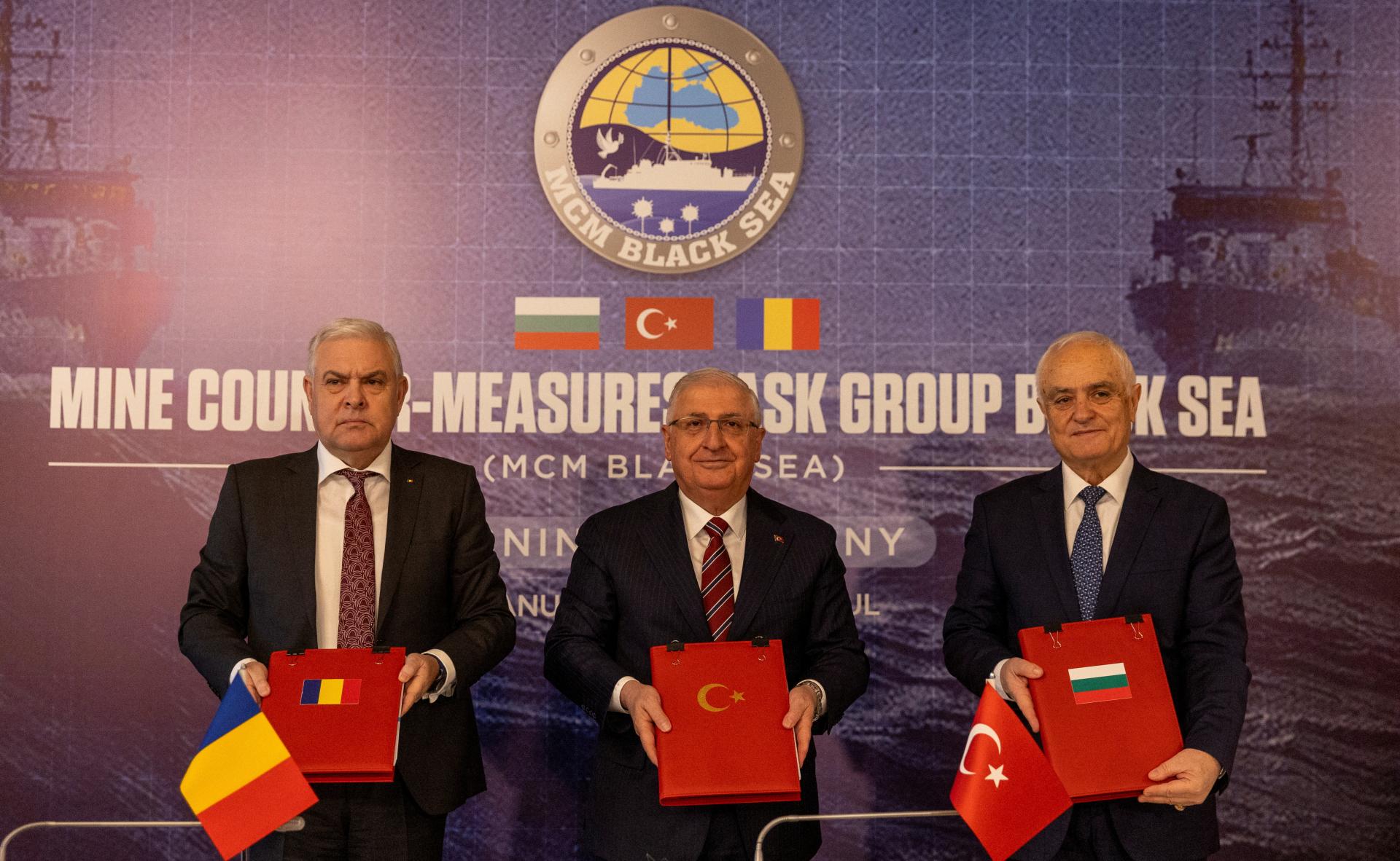 Turecko, Bulharsko a Rumunsko podpísali dohodu o odmínovaní Čierneho mora