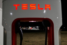 Okrem plánovaného rozšírenia areálu chce Tesla rozvíjať aj továreň na už využívaných pozemkoch. FOTO: Reuters