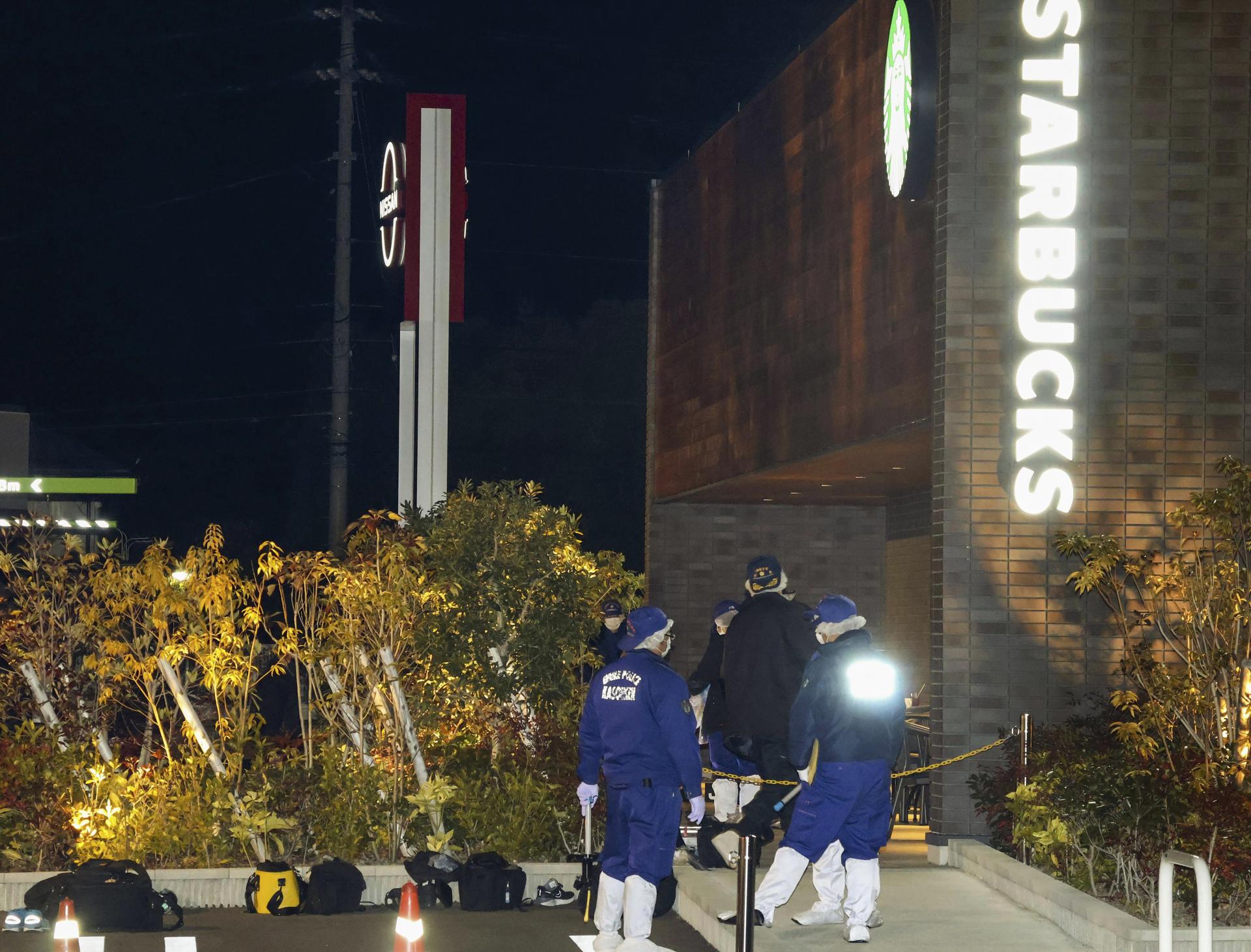 Japonská polícia pátra po strelcovi, ktorý zabil muža pri kaviarni Starbucks