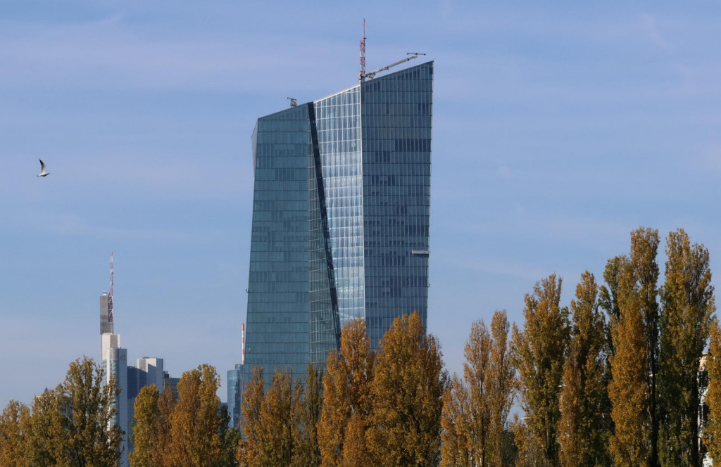 Európska centrálna banka v nemeckom Frankfurte. FOTO: Reuters