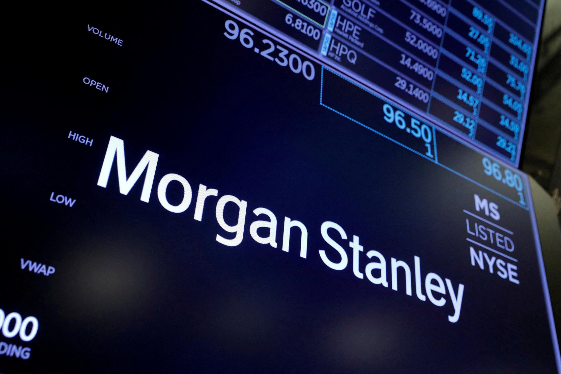Zisk americkej investičnej banky Morgan Stanley klesol pre jednorazové výdavky
